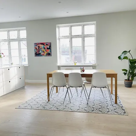 Aday - Modern Living - Ying Aalborg